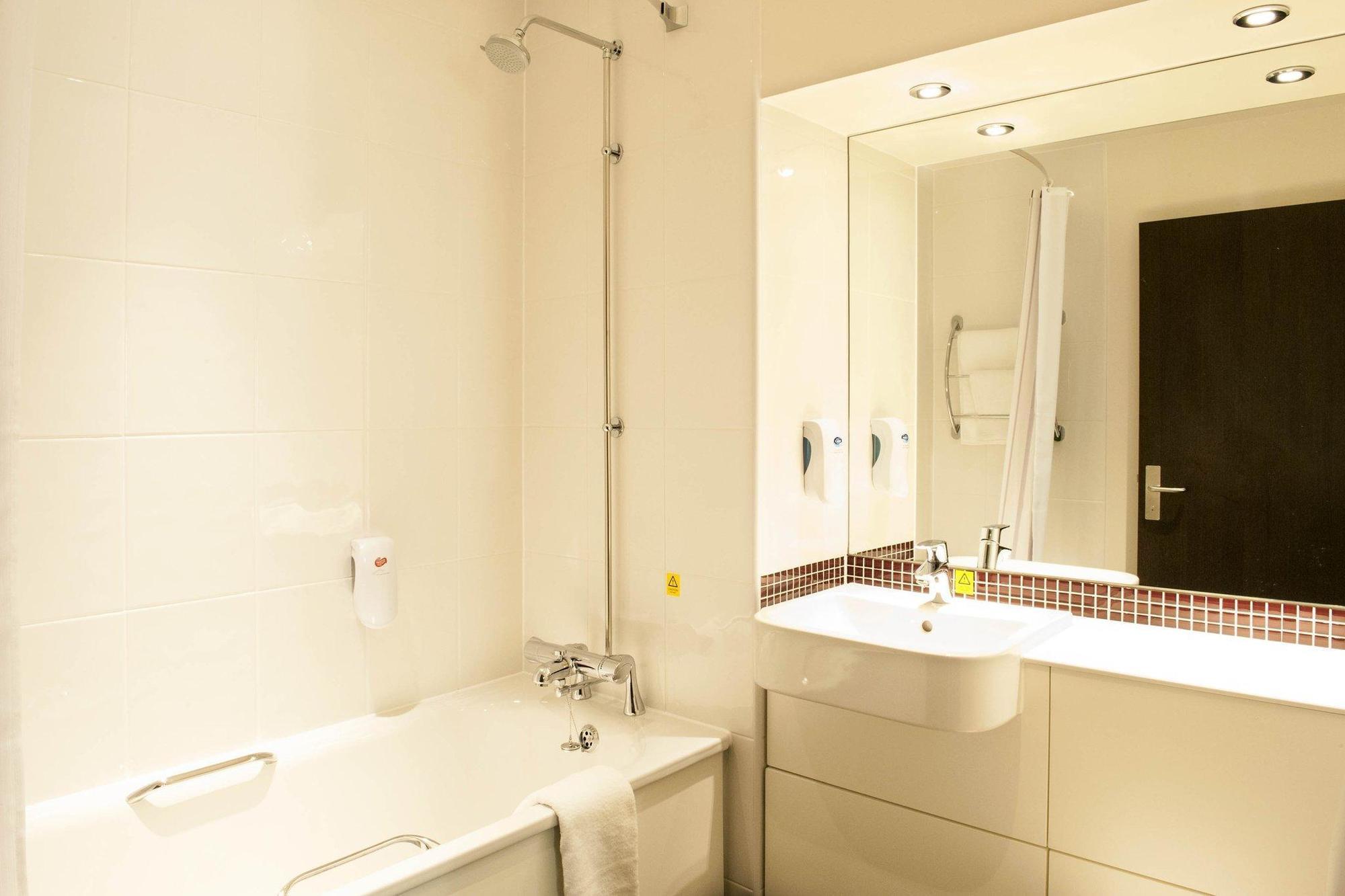 Premier Inn Worcester City Centre Εξωτερικό φωτογραφία